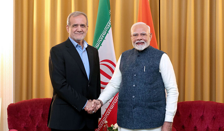 Pezeshkian and Modi discussed development prospects of Chabahar port in Kazan