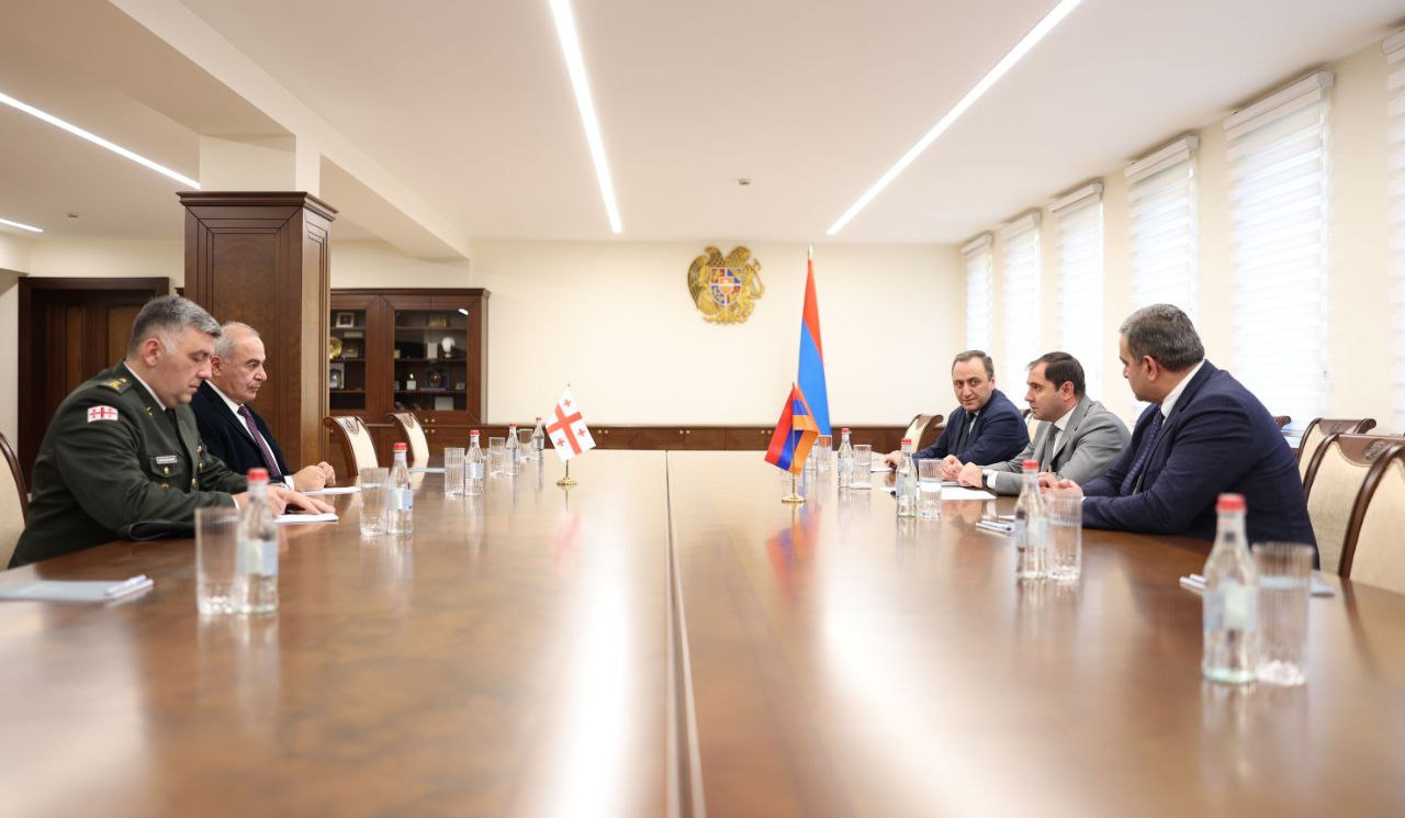 Papikyan and military attaché of Georgia discussed course of cooperation in field of defense