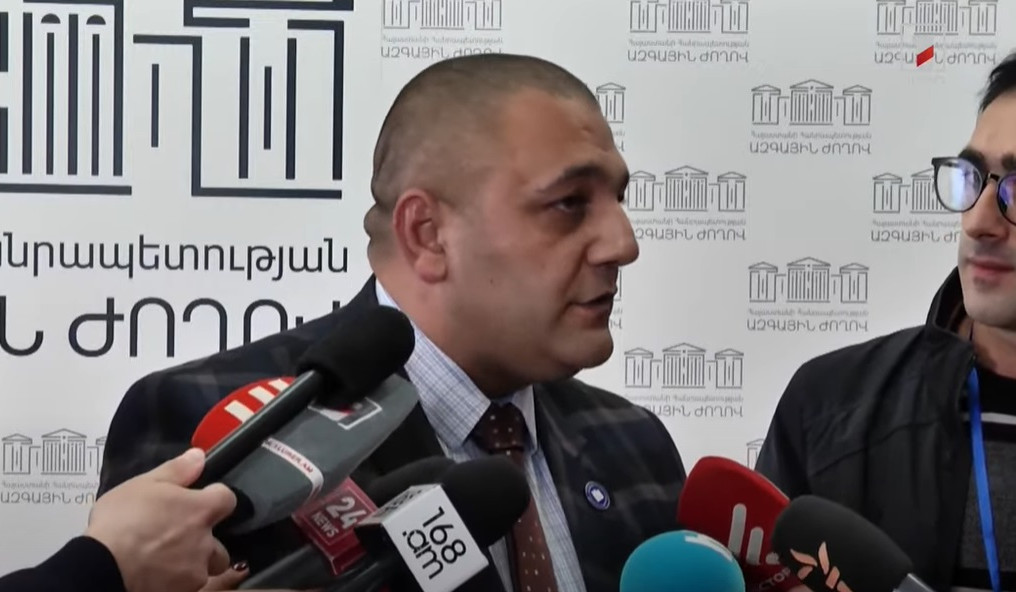 Չպետք է իրավական պրոցեսը քաղաքական պրոցեսի հետ խառնել. Կարեն Սարուխանյանը՝ «Բալասանյան դաշինքի»՝ մանդատները վայր դնելու մասին