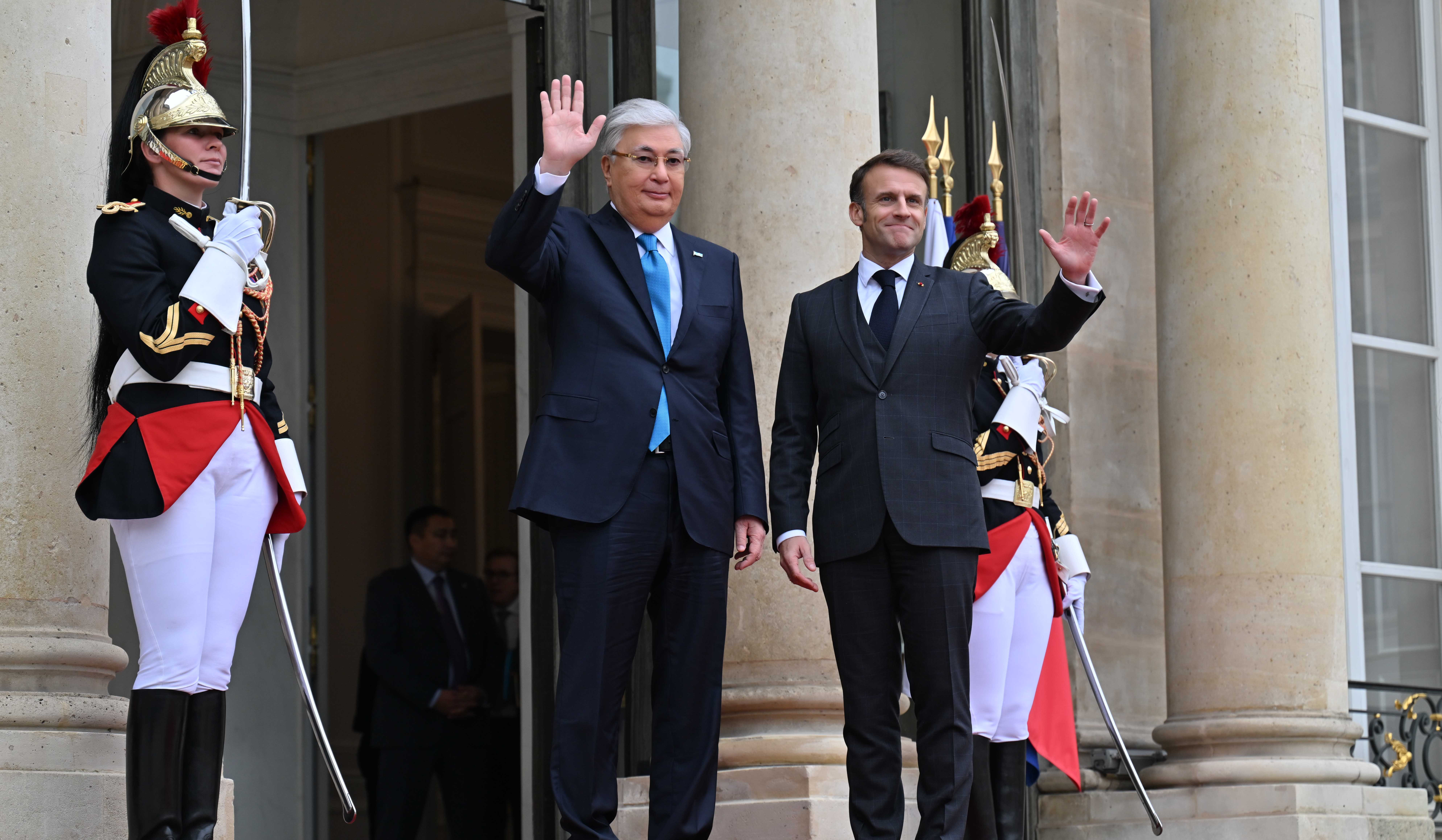 French President Macron welcomes Kazakh President Tokayev on state visit