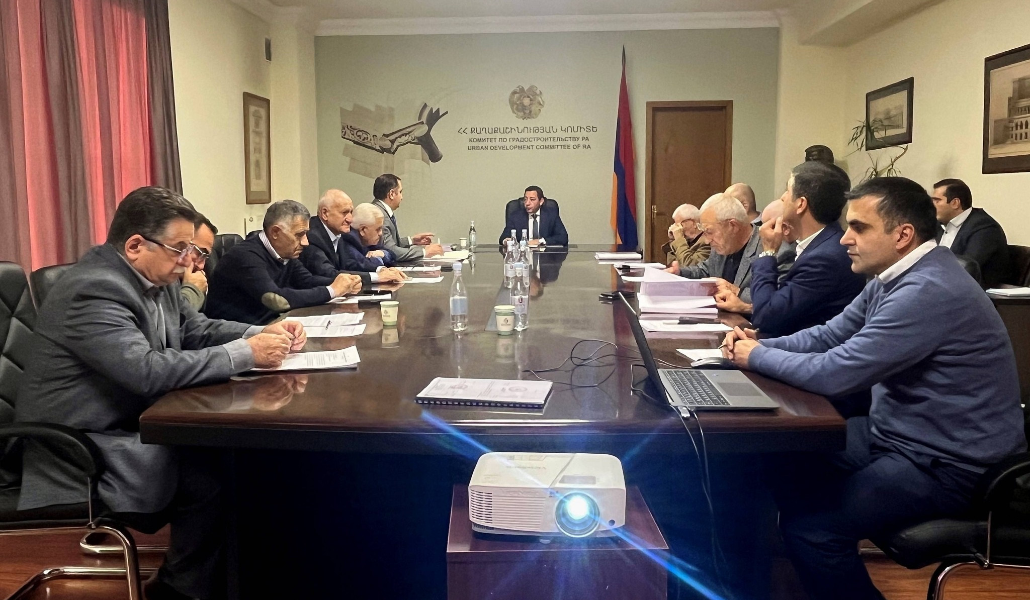 Քաղաքաշինության կոմիտեի նախագահի գլխավորությամբ կայացել է գիտատեխնիկական խորհրդի հերթական նիստը