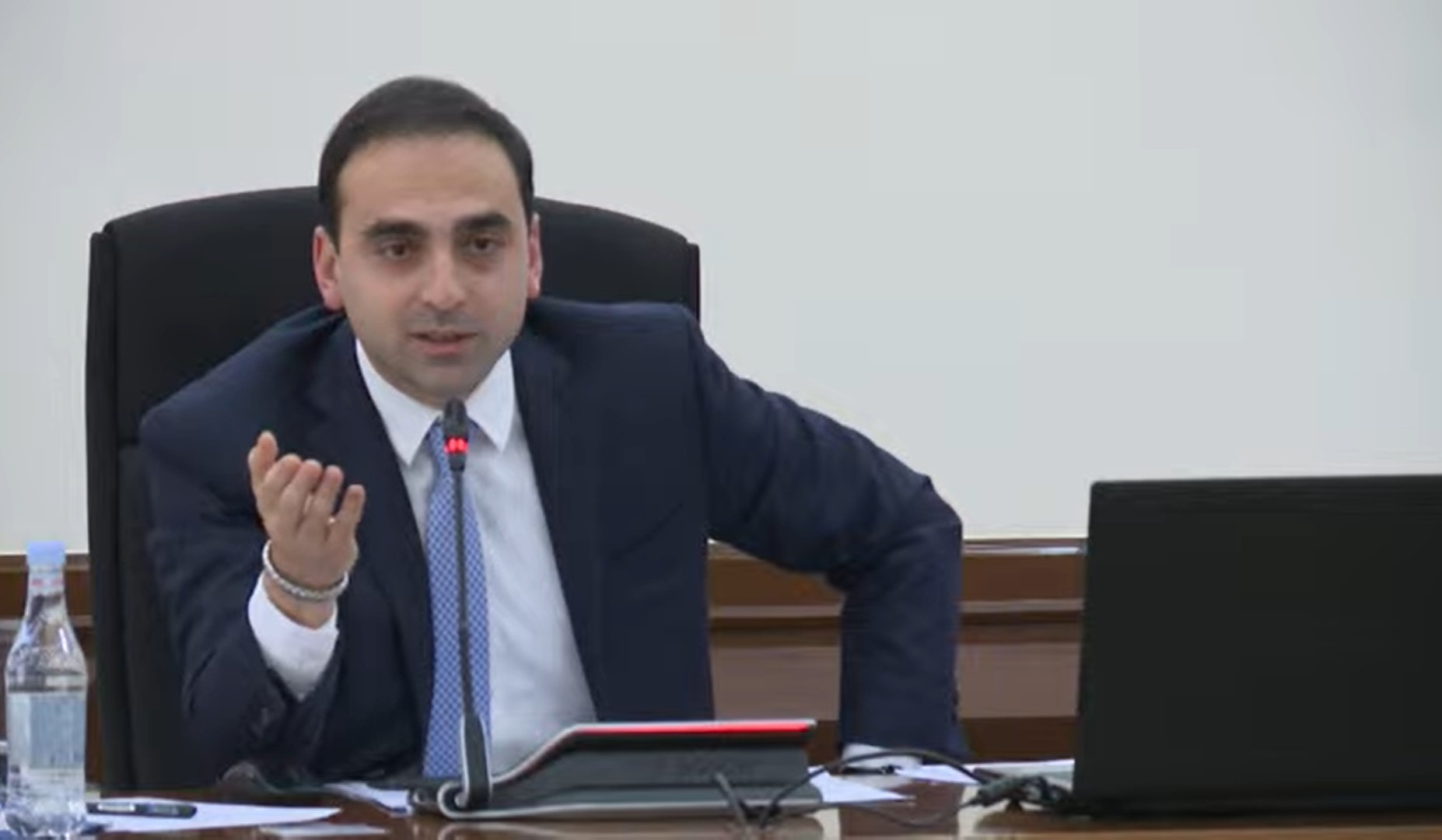 Տիգրան Ավինյանը պատրաստ է յուրաքանչյուր ֆորմատում Հայկ Մարությանի հետ բանավեճի