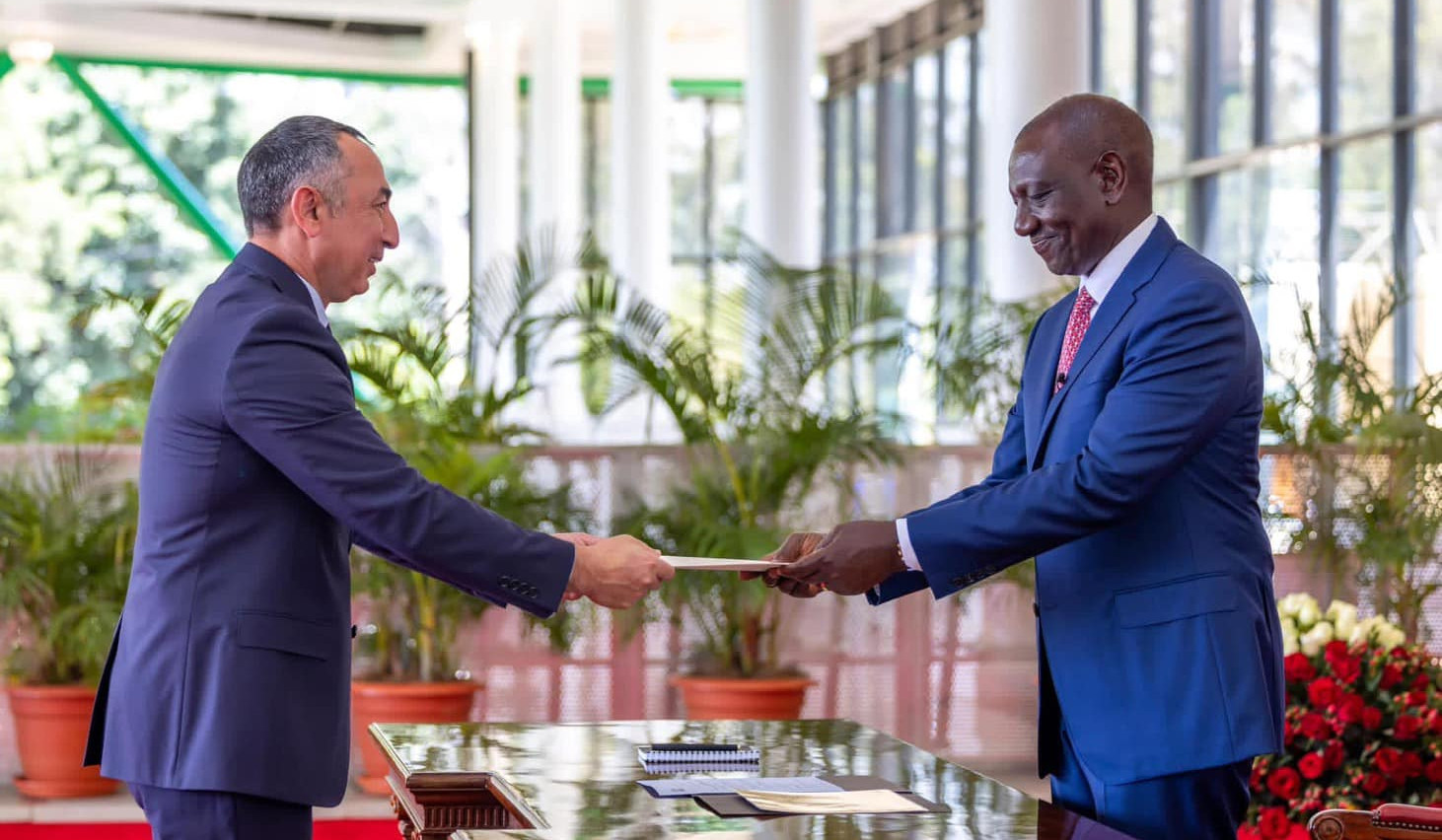 Ambassador Sahak Sargsyan presented his credentials to President of Kenya