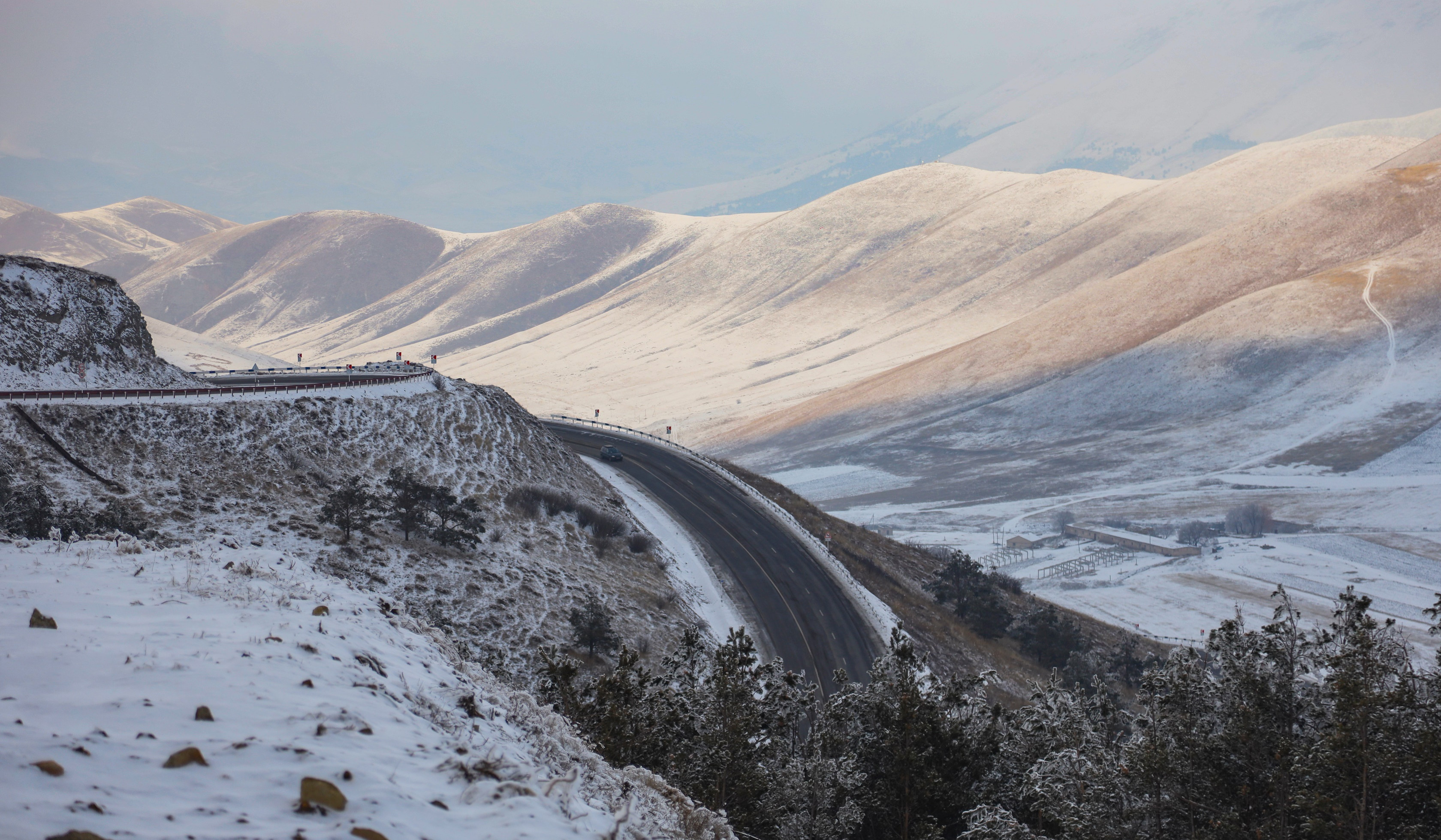 Ձյուն, մերկասառույց, մառախուղ. իրավիճակը հանրապետության ավտոճանապարհներին