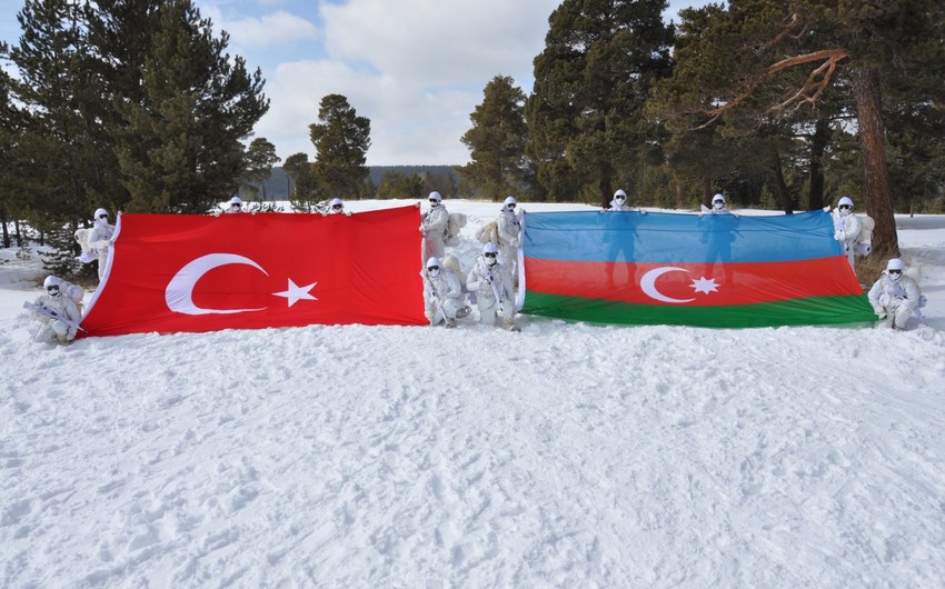 Azerbaijani and Turkish military conduct joint exercises