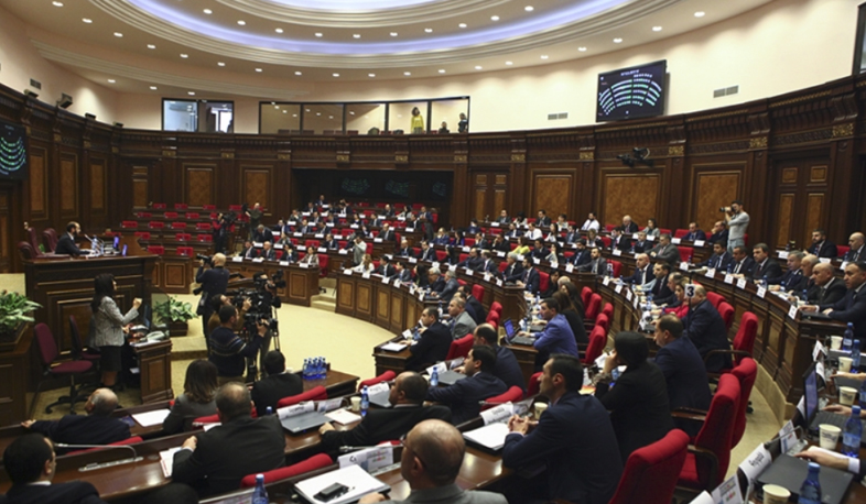 Parties present candidates for committee presidents