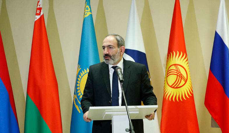 PM visits headquarters of Eurasian Economic Commission