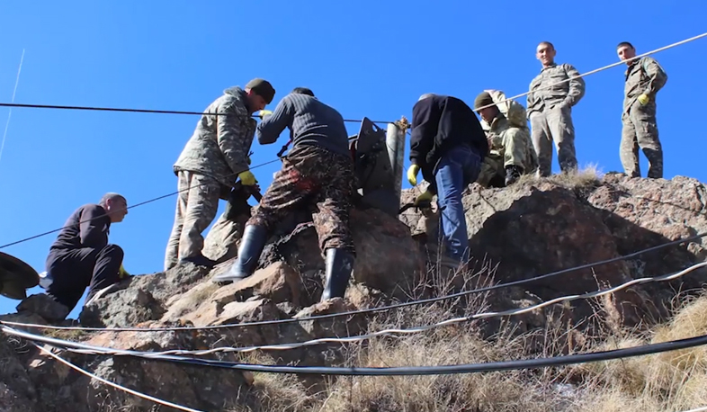 Ropeway on frontline