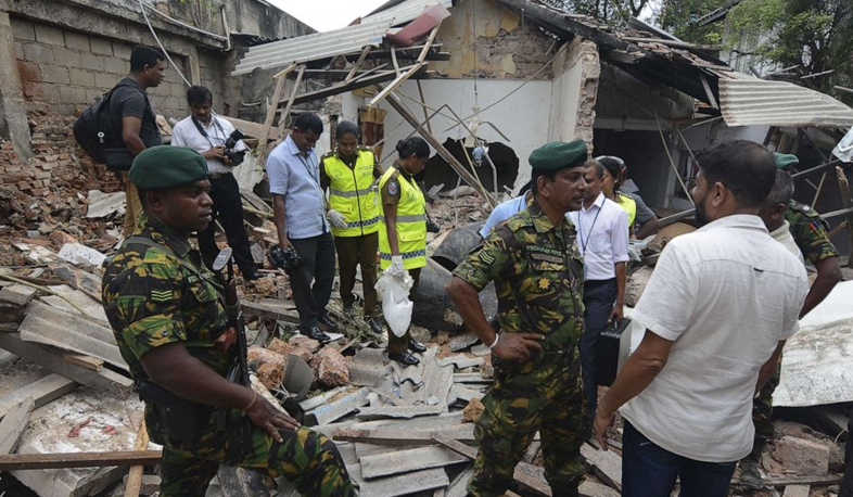 290 die in Sri Lanka explosions