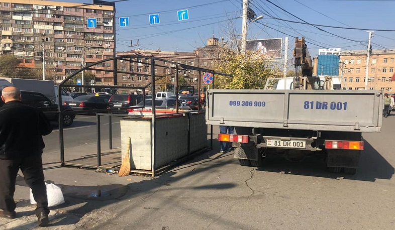 Illegal kiosk dismantling continues in Yerevan