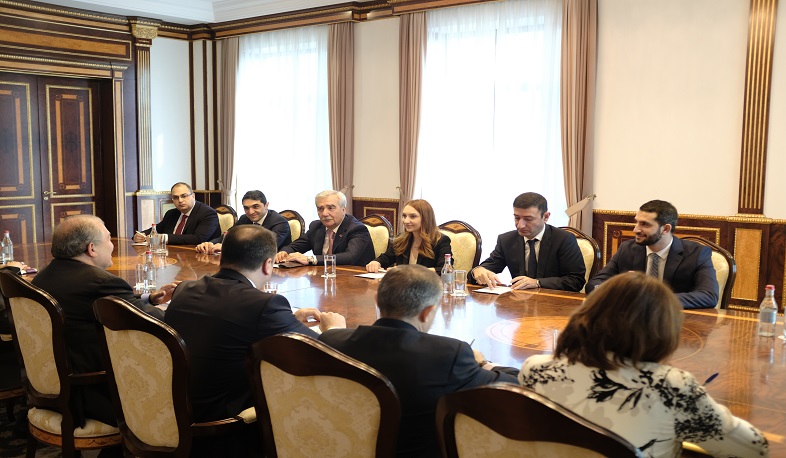 Արմեն Սարգսյանը հանդիպել է ԱԺ «Իմ քայլը» խմբակցության ներկայացուցիչների հետ
