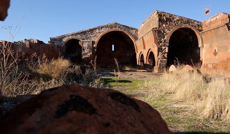 Արուճի քարավանատունը՝ «Բաց երկնքի տակ»