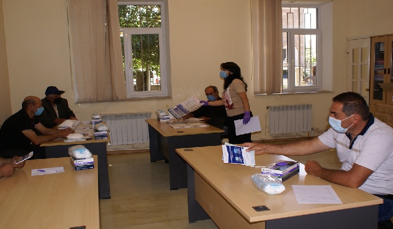 Օգնություն Վայոց ձորի և Սյունիքի մարզի անասնաբույժներին և կաթ մթերող կոոպերատիվներին