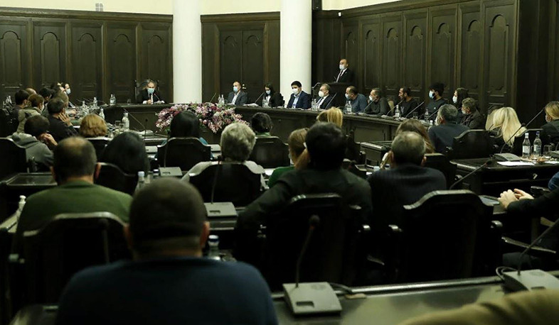 Prime Minister met again with the families of the captured and missing persons