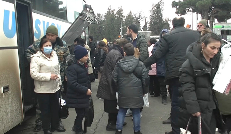 За сутки более 770 беженцев вернулись в свои дома в Нагорном Карабахе