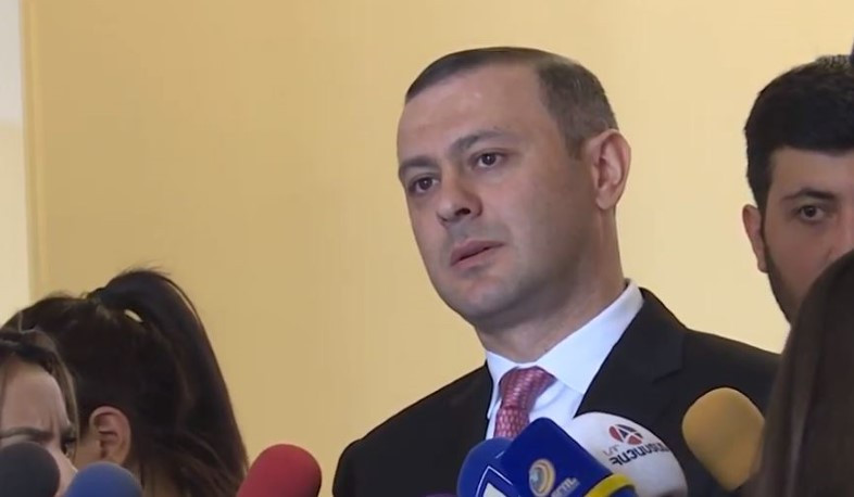 ԱԽ քարտուղարը հանդիպել է «Իմ քայլը» խմբակցության անդամների հետ