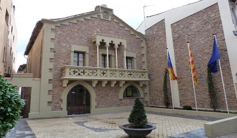 Город Сант-Илари-Сакальм выразил готовность сотрудничать с городами Арцаха