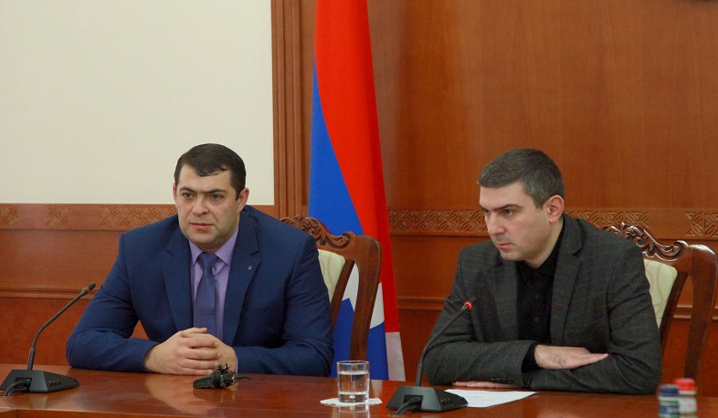 ԱՀ պետնախարարն աշխատակազմին է ներկայացրել առողջապահության նորանշանակ նախարարին