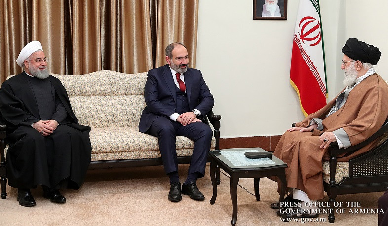 PM sends congratulatory messages to Iranian President and Spiritual leader on 42nd anniversary of Islamic Revolution victory