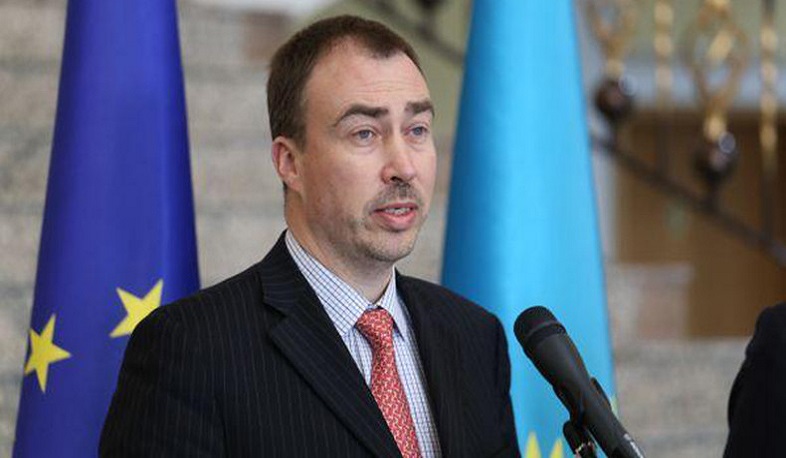 Тойво Клаар заранее проинформировал Баку о встрече в Ереване