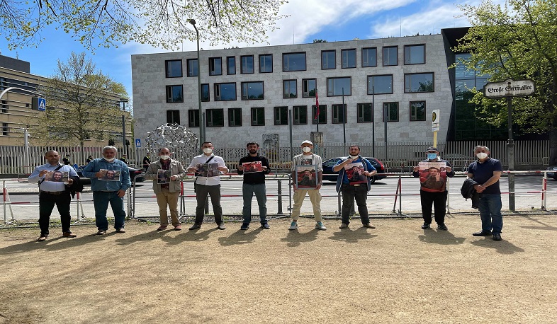 Berlin və Düsseldorfda azərbaycanlı siyasi fəal Bayram Məmmədova görə aksiya keçirilib