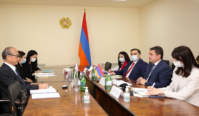 Հայկ Չոբանյանը և Ճապոնիայի դեսպանը քննարկել են տեխնոկրթության և փոստային կապի ոլորտում համագործակցության հարցեր