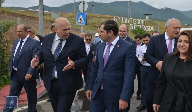 Սադախլո-Բագրատաշեն անցման կետում նոր կամուրջ կկառուցվի. այսօր շինարարության սկիզբը խորհրդանշող հիմնաքար է տեղադրվել