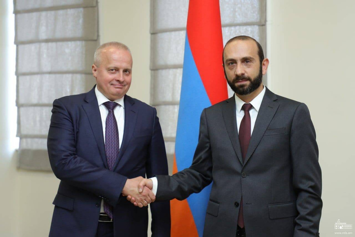 RA Foreign Minister refers to the closure of the Goris-Kapan highway During meeting with Russian Ambassador