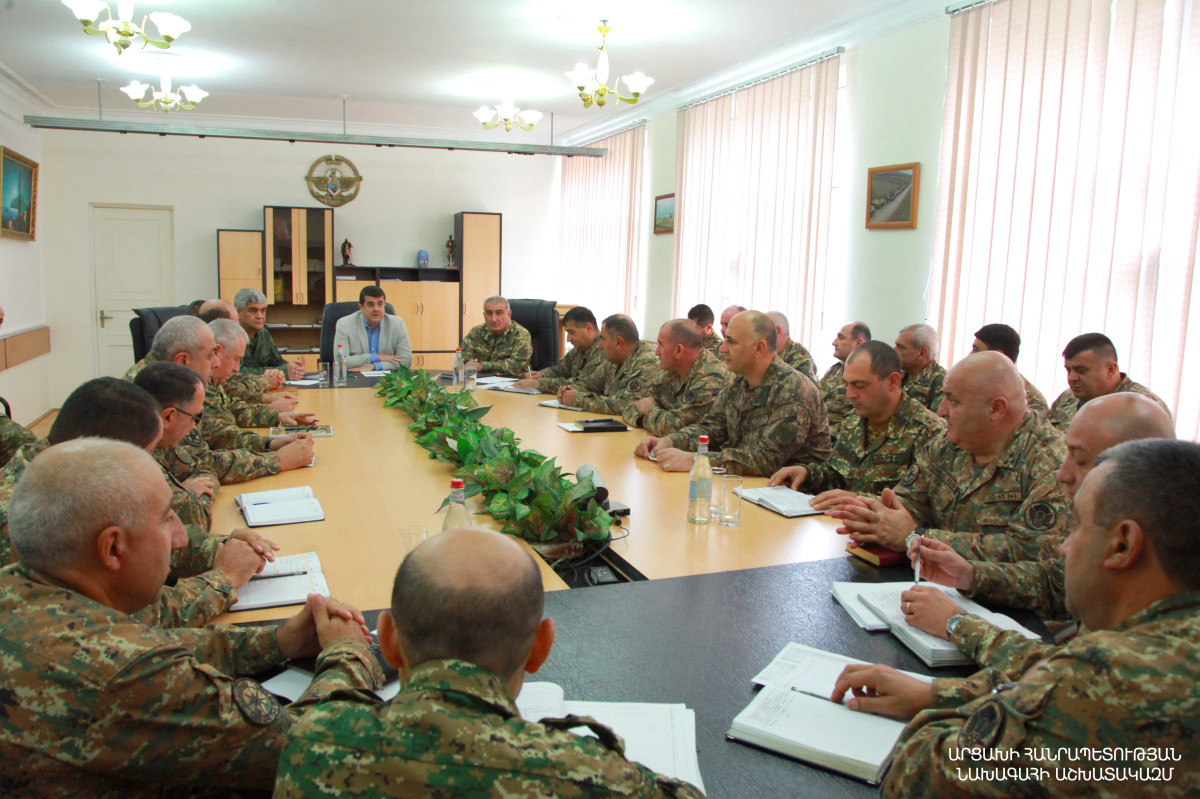 President of Artsakh introduced newly appointed Minister of Defense Kamo Vardanyan to highest command staff of Defense Army