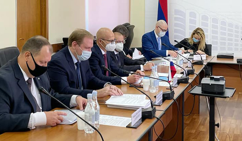 Քննարկվել են Հայաստանին սահմանակից երկրներով, ցամաքային ուղիներով բեռնափոխադրումների իրականացմանը վերաբերող հարցեր. ՏԿԵՆ