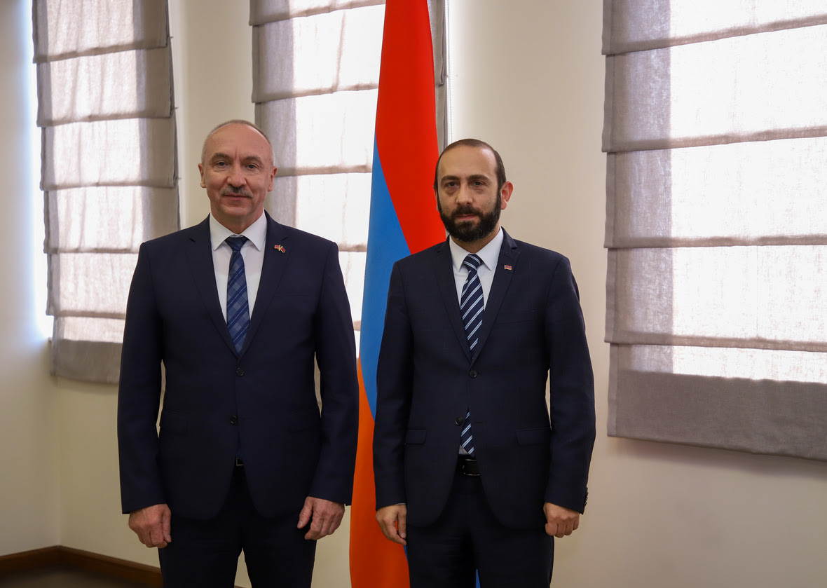 Արարատ Միրզոյանը Բելառուսի դեսպանի հետ հանդիպմանն անդրադարձել է տարածաշրջանային նշանակության հարցերի