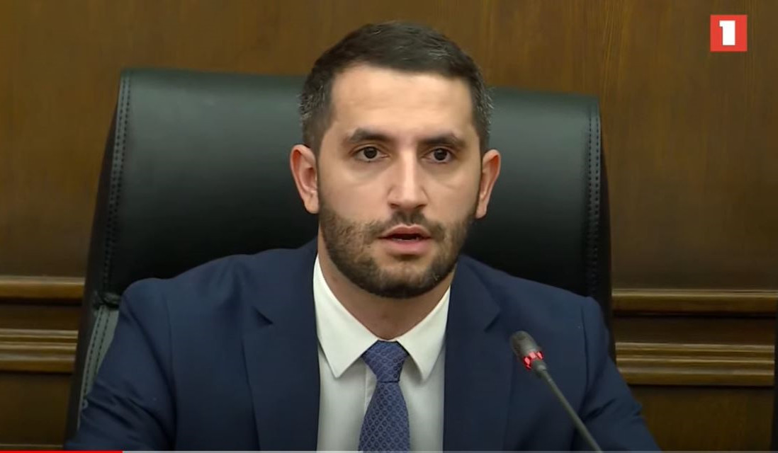 Hesabat açıq şəkildə Azərbaycanı bütün hərbi əsirləri qaytarmağa çağırır: AŞPA -dakı ER nümayəndəliyinin rəhbəri