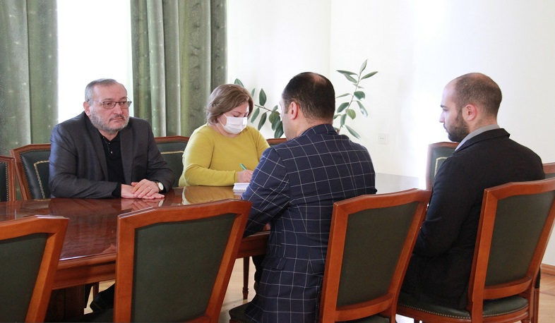 Արցախի ԱԺ նախագահն ընդունել է իրավապաշտպան Արտակ Զեյնալյանին