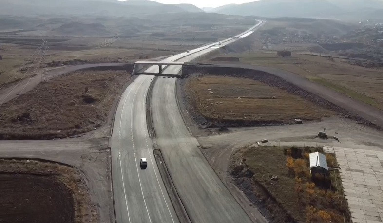Թալին-Հոռոմ հատվածում մեկ ուղղությամբ տրանսպորտային երթևեկությունը տեղափոխվել է նոր վերակառուցված ճանապարհահատված