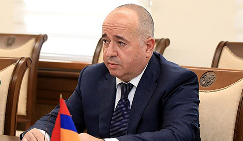 Արշակ Կարապետյանն ազատվել է ՀՀ պաշտպանության նախարարի պաշտոնից