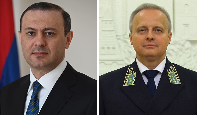 Armen Qrigoryan və Sergey Kopirkin Ermənistan-Azərbaycan sərhədindəki vəziyyəti müzakirə ediblər