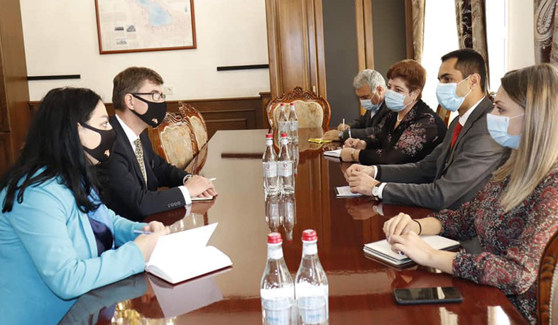 Գեղարքունիքի մարզպետն ընդունել է ՀՀ-ում Նիդեռլանդներին դեսպան Նիկո Սխերմերսին