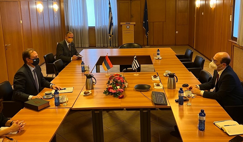 Armenia’s Ambassador and Greek Minister of Agriculture discusses trade issues between two countries