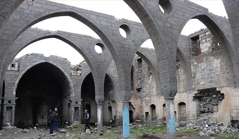 Diyarbəkirdəki Müqəddəs Sargis tarixi erməni kilsəsi bərpa olunacaq