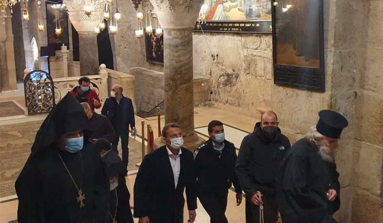 İsrailin turizm naziri Müqəddəs Harutyun Katedralını ziyarət edib, Qüds Erməni Patriarxlığının tarixi ilə tanış olub
