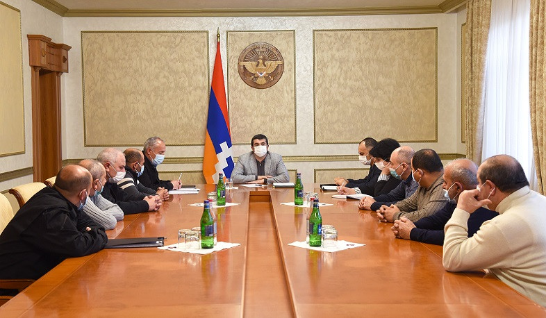 Արցախի նախագահն ընդունել է զոհված և անհետ կորած զինծառայողների հարազատների միության անդամներին