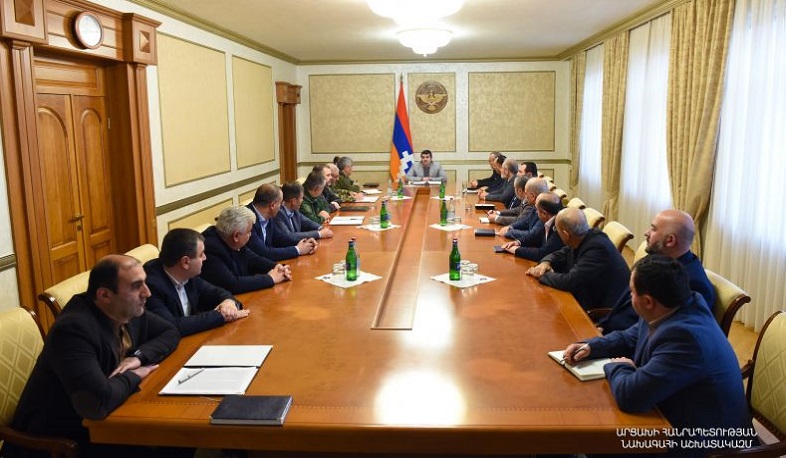 Արայիկ Հարությունյանն ԱԽ ընդլայնված նիստ է հրավիրել. քննարկվել են Արցախում ստեղծված անվտանգային ու հումանիտար խնդիրները