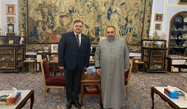 Իսրայելում  նորանշանակ դեսպան  Արման Հակոբյանը այցելել է Երուսաղեմի հայոց պատրիարքարան