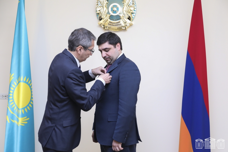 Վաղարշակ Հակոբյանն արժանացել է Ղազախստանի պետական պարգևի
