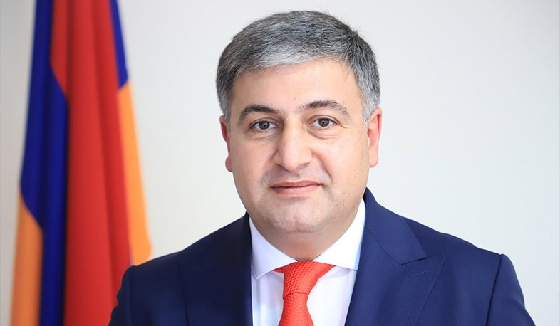 Արշակ Ասլանյանն ազատվել է ՀՀ էկոնոմիկայի նախարարի տեղակալի պաշտոնից