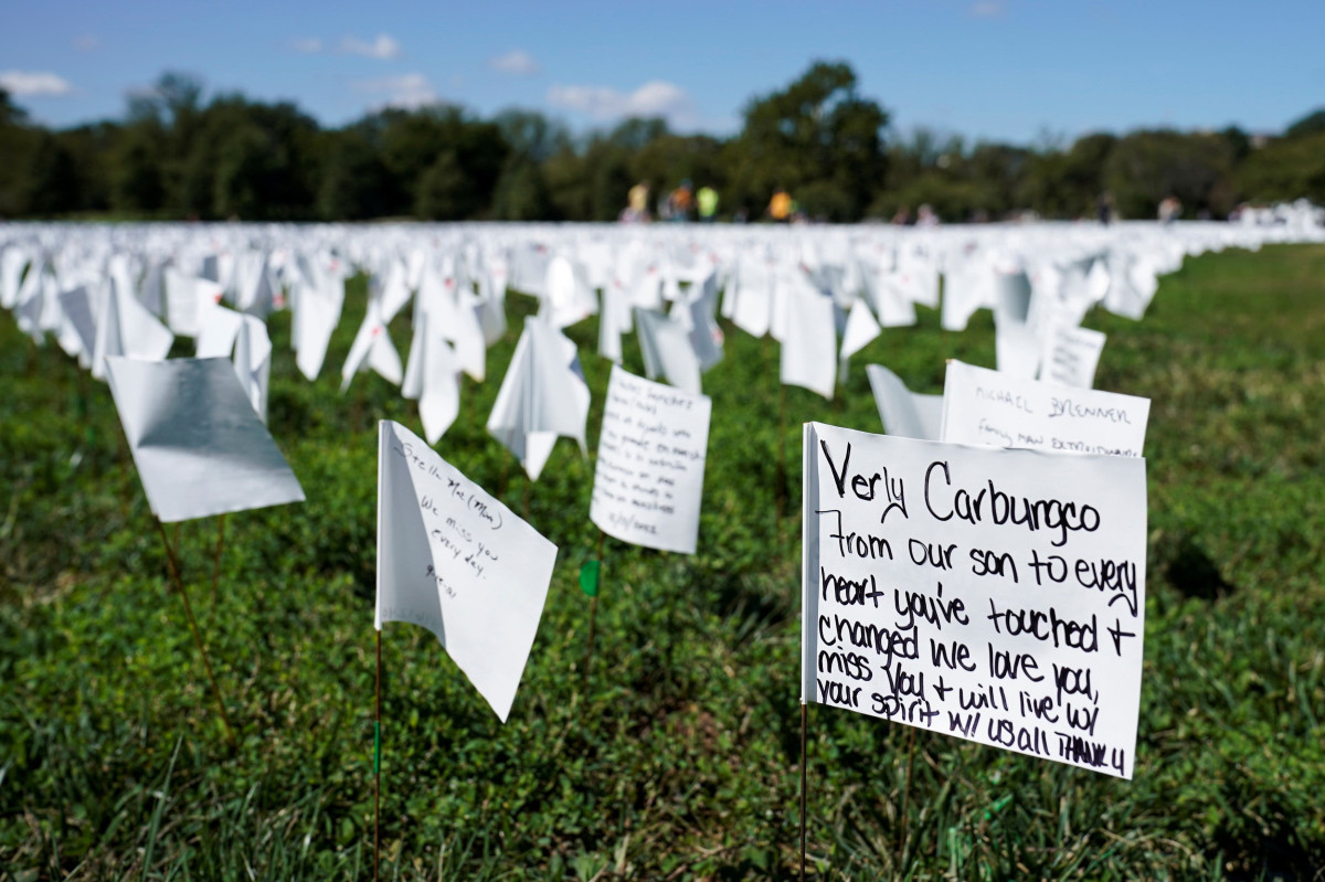 United States passes one million Covid deaths