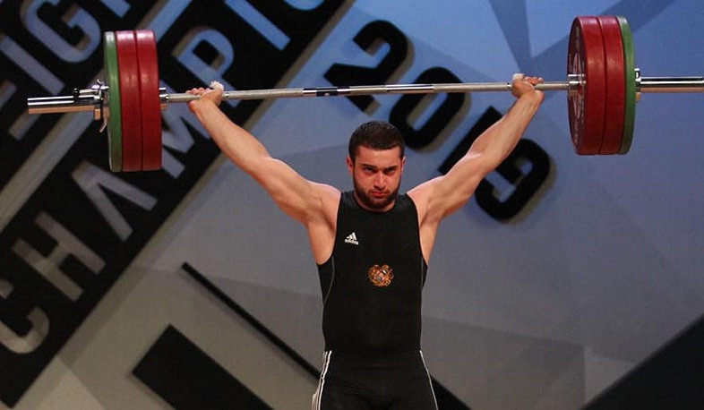 Ağır atletika üzrə Avropa çempionatında Rafik Harutyunyan çempion olub