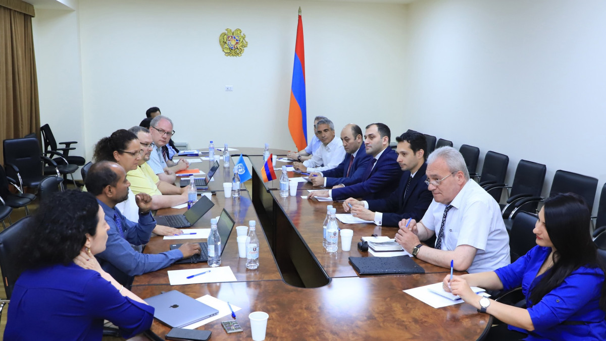 Քննարկում ԲՏԱ նախարարությունում ՄԱԿ-ի Տիեզերքի և խոշոր աղետների միջազգային խարտիայի փորձագետների թիմի ներկայացուցիչների հետ