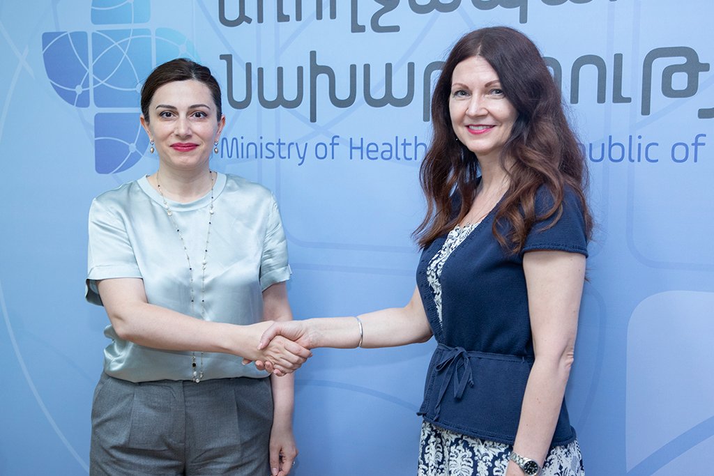 Անահիտ Ավանեսյանը և դեսպան Պանայոտովիչ Ցվետկովիչը քննարկել են առողջապահության ոլորտում հայ-սերբական համագործակցության հեռանկարները