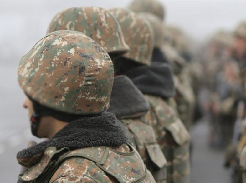 В Арцахе объявлена частичная военная мобилизация